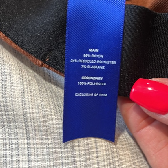 Kit and Ace pencil skirt. Never worn - Picture 7 of 7